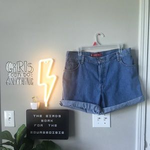 Women’s Levi’s Classic Jeans Shorts